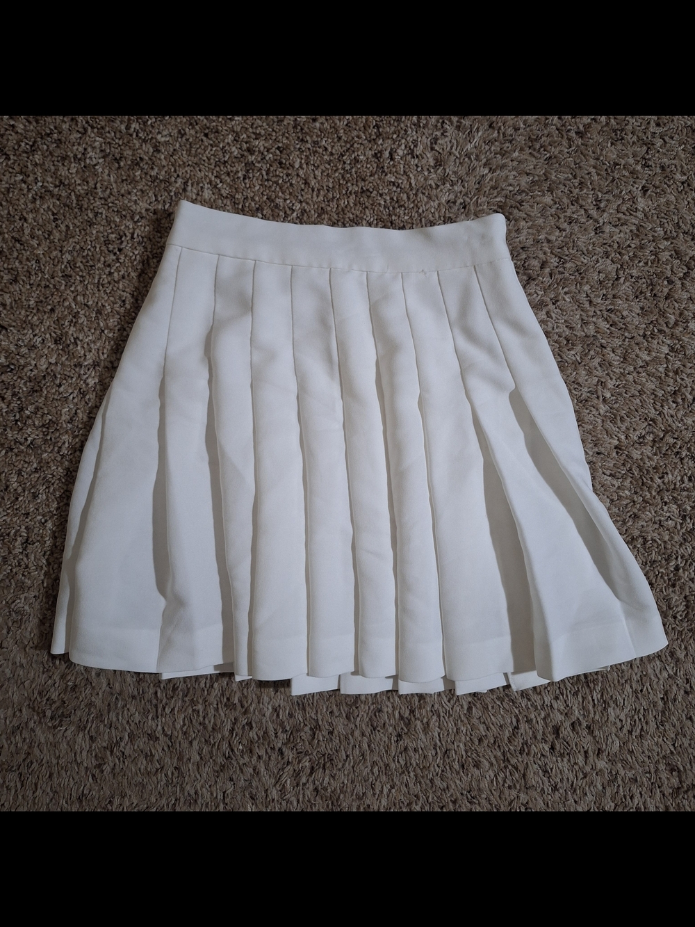 Aritzia Babaton Pistilli Pleated Mini Skirt Cream White Size 0